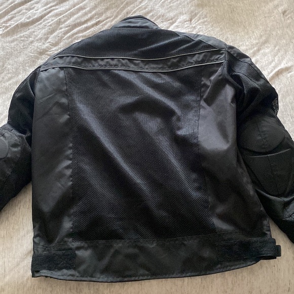 Motorcycle Riding Jacket - Picture 6 of 6